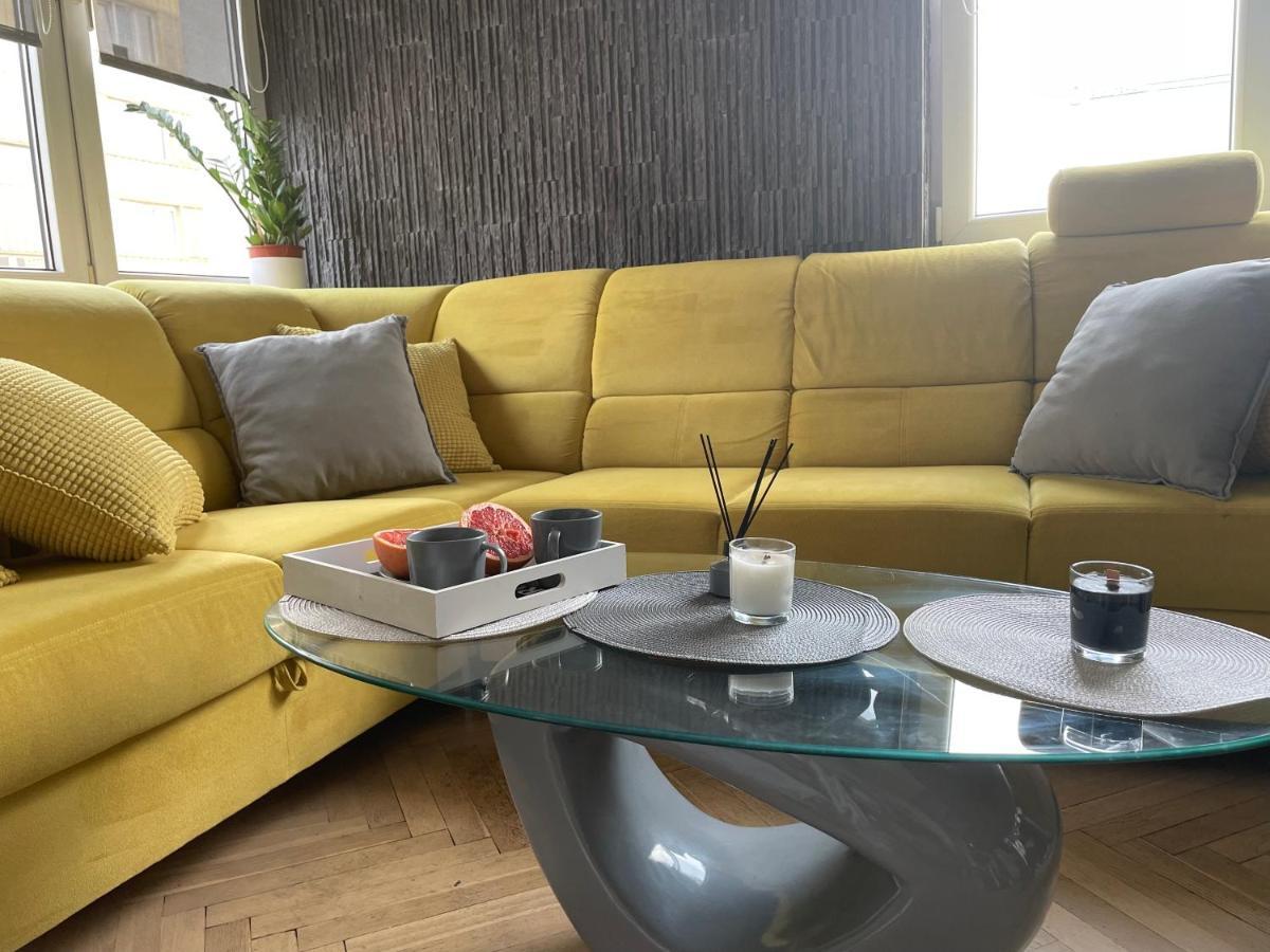 Grey Gucci Apartment City Center Warszawa Eksteriør bilde