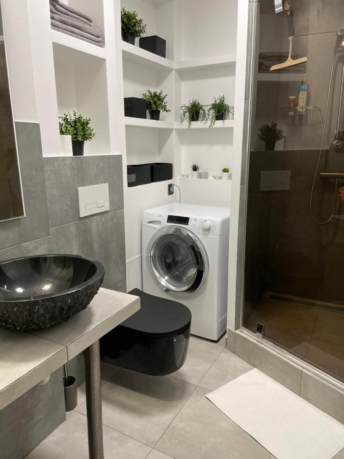 Grey Gucci Apartment City Center Warszawa Eksteriør bilde